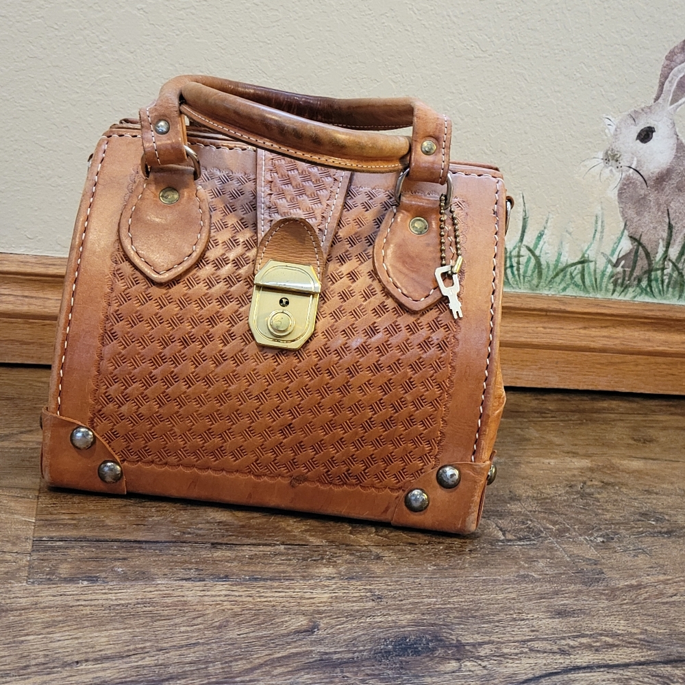 Leather purse